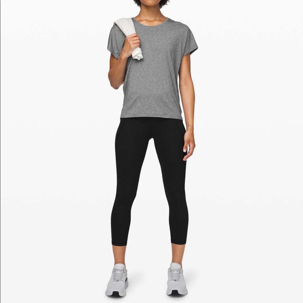 BNWT Lulu Polar Shift Emboss Black Time To Sweat!